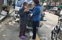 영등포구 자원봉사센터, 폐지 수집 어르신 위한 ‘사랑의 목도리’ 나눔