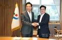 오세훈 시장, 김병수 김포시장과 면담