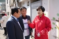 김영주 영등포갑 후보, 지역 주민들에 인사